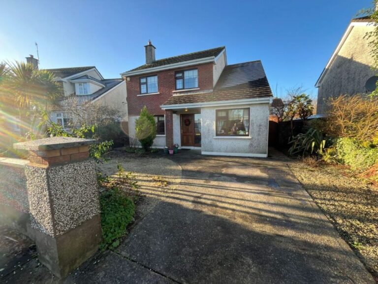 4-bed sold for sale at 9 Glenwood Grove, Carrigaline, Co. Cork, P43 DT88